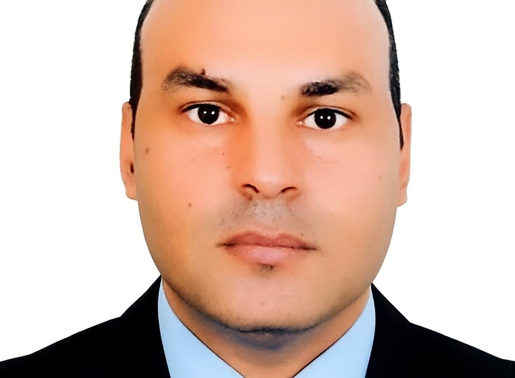 حين يسقط الصحفي في فخ التنميط.. بوعشرين والتفسير الاختزالي للتدين المغربي 