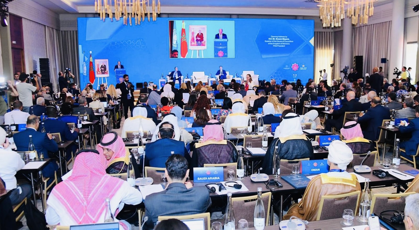 منتدى مراكش البرلماني يدعو إلى إطار اقتصادي مشترك وتعزيز التعاون في الذكاء الاصطناعي والأمن الغذائي
